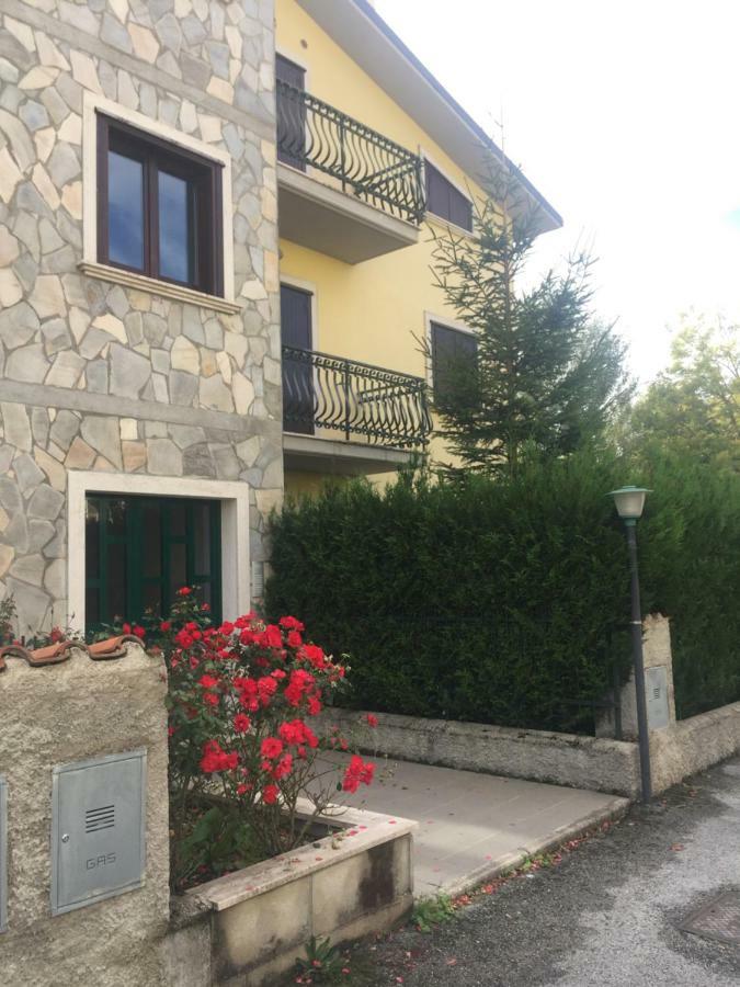 Apartamento La Petite Maison Ateleta Exterior foto